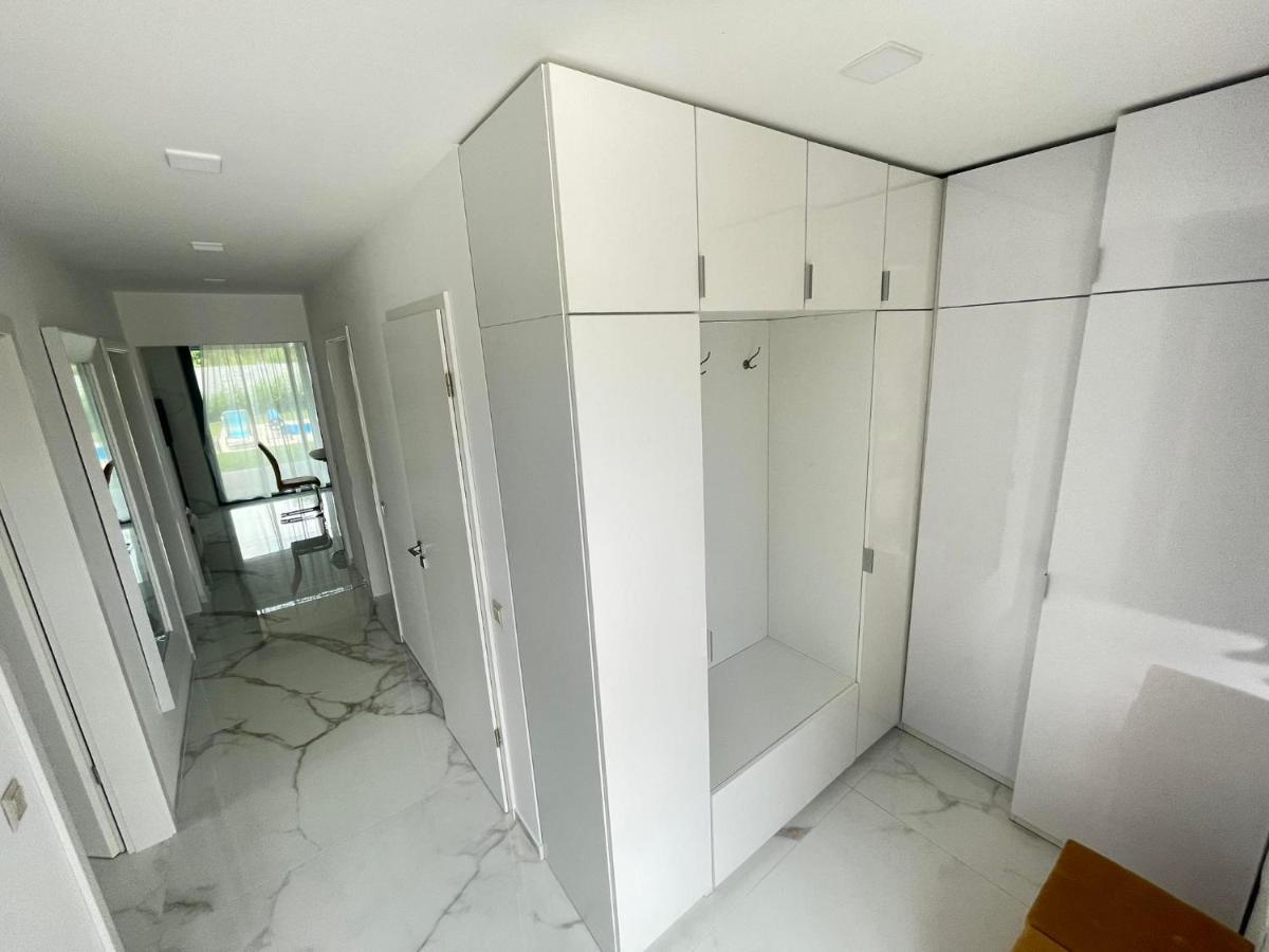 Luxury Apartments In Balatonalmadi, Almadi Lux Apartman III - Pure Gold Esterno foto