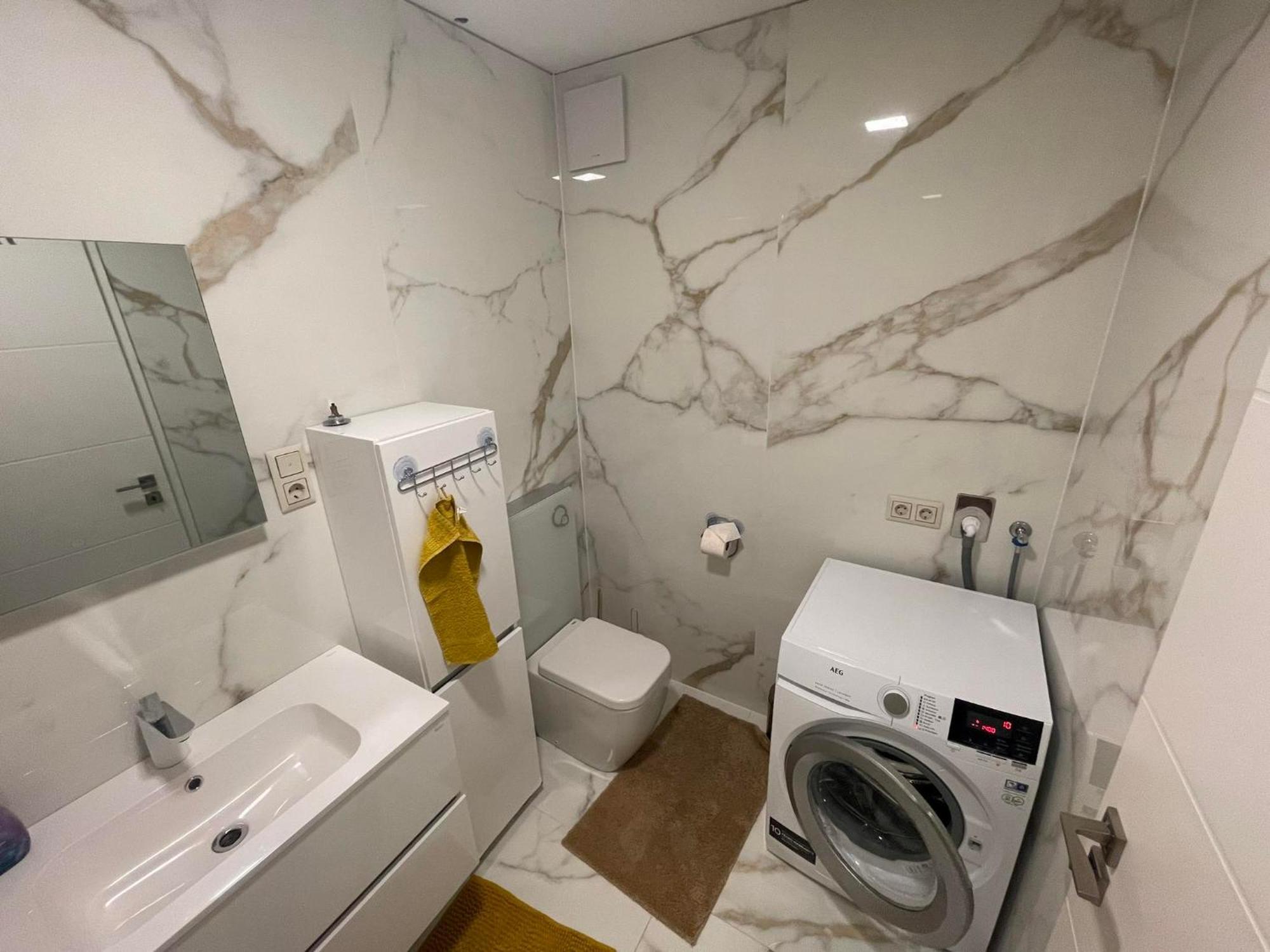 Luxury Apartments In Balatonalmadi, Almadi Lux Apartman III - Pure Gold Esterno foto